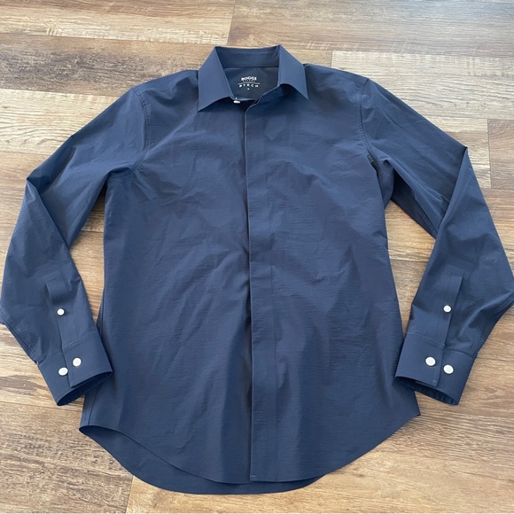 Boggi Milano Other - Boggi Milano BTECH button shirt M